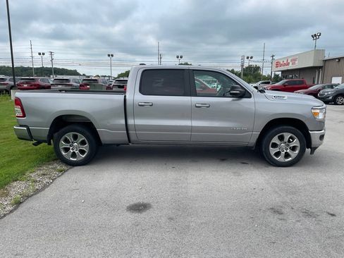Used 2022 RAM 1500 Big Horn AWD/4WD image 3