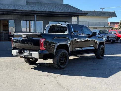 Used 2023 Toyota Tundra Limited AWD/4WD image 6