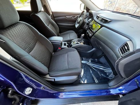Used 2019 Nissan Rogue SV AWD/4WD image 24