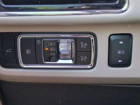 Used 2023 Lincoln Navigator L Reserve image 16