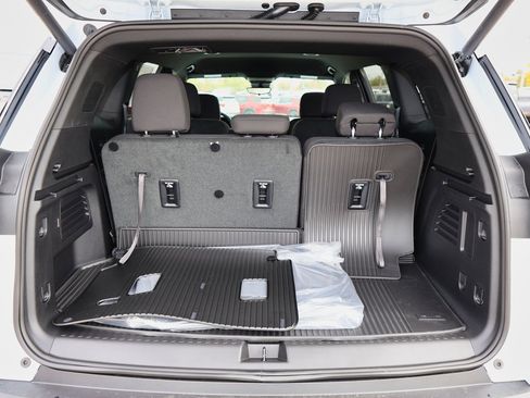 New 2026 GMC Acadia Elevation w/ LPO, Floor Liner Package image 6