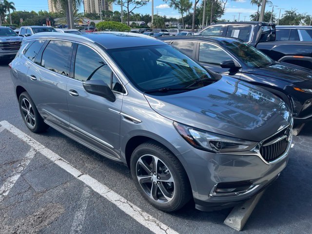 Certified 2021 Buick Enclave Essence w/ LPO, Touring Package FWD image 1