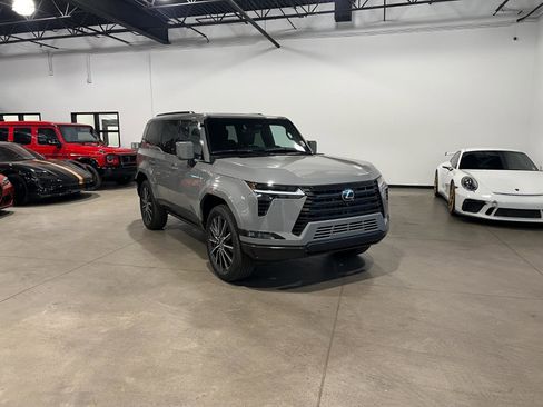 Used 2026 Lexus GX 550 w/ Cold Area Package image 1