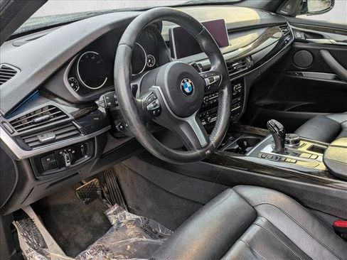 Used 2018 BMW X5 xDrive50i w/ M Sport Package image 10