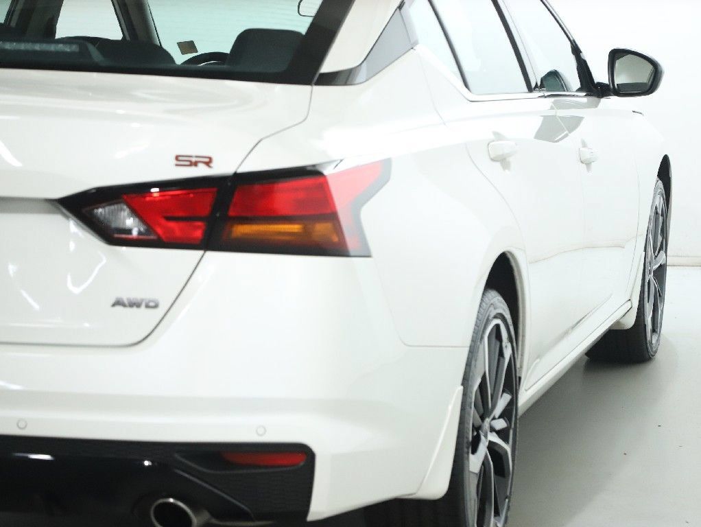 Certified 2025 Nissan Altima 2.5 SR AWD/4WD image 45