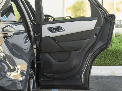 New 2026 Land Rover Range Rover Velar Dynamic SE image 23