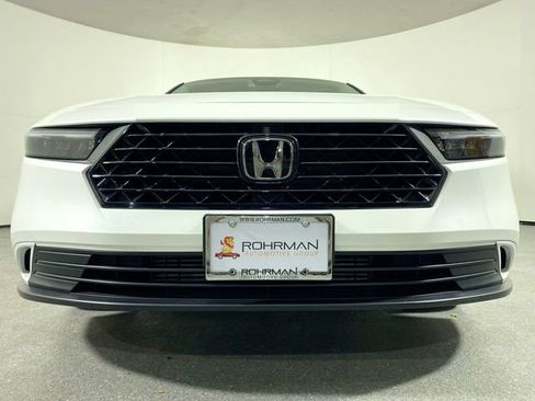 Certified 2024 Honda Accord EX image 27