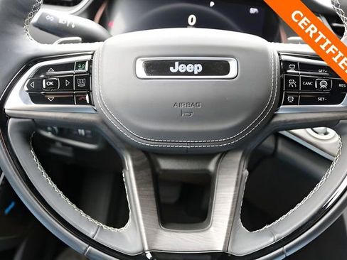 Used 2022 Jeep Grand Cherokee Overland w/ Adv Protech Group III image 20