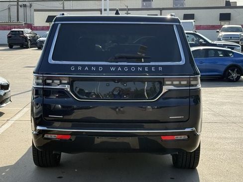 Used 2023 Jeep Grand Wagoneer Series II w/ Flexible Seating Group AWD/4WD image 5