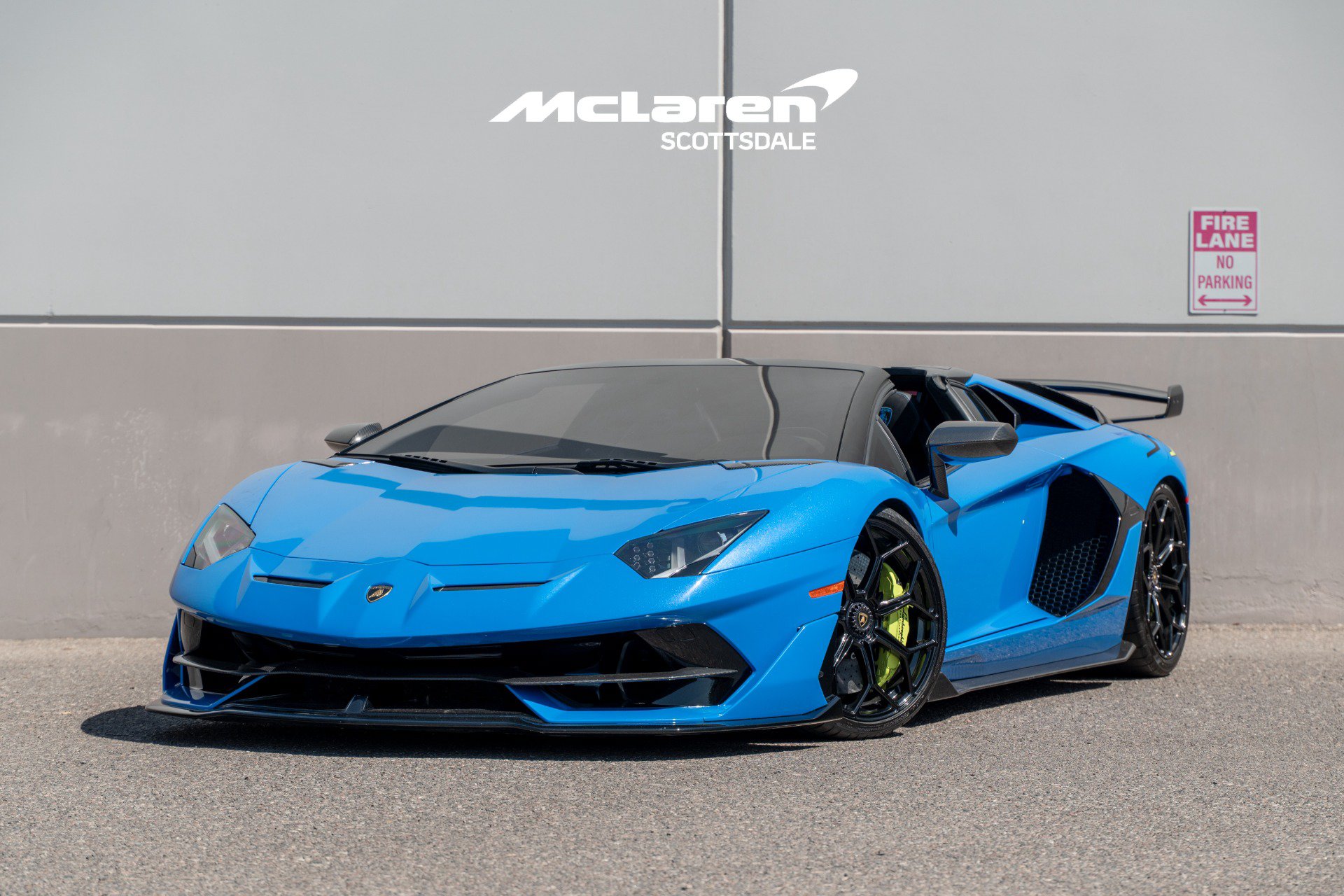 Used 2021 Lamborghini Aventador SVJ AWD/4WD image 2