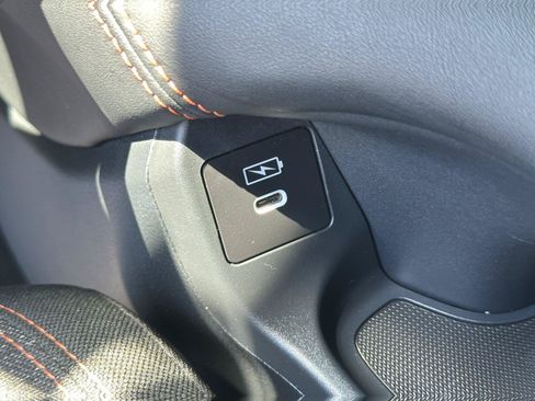Certified 2025 Honda HR-V Sport image 28