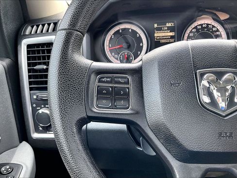Used 2017 RAM 2500 SLT AWD/4WD image 19