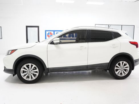 Used 2019 Nissan Rogue Sport SV image 10