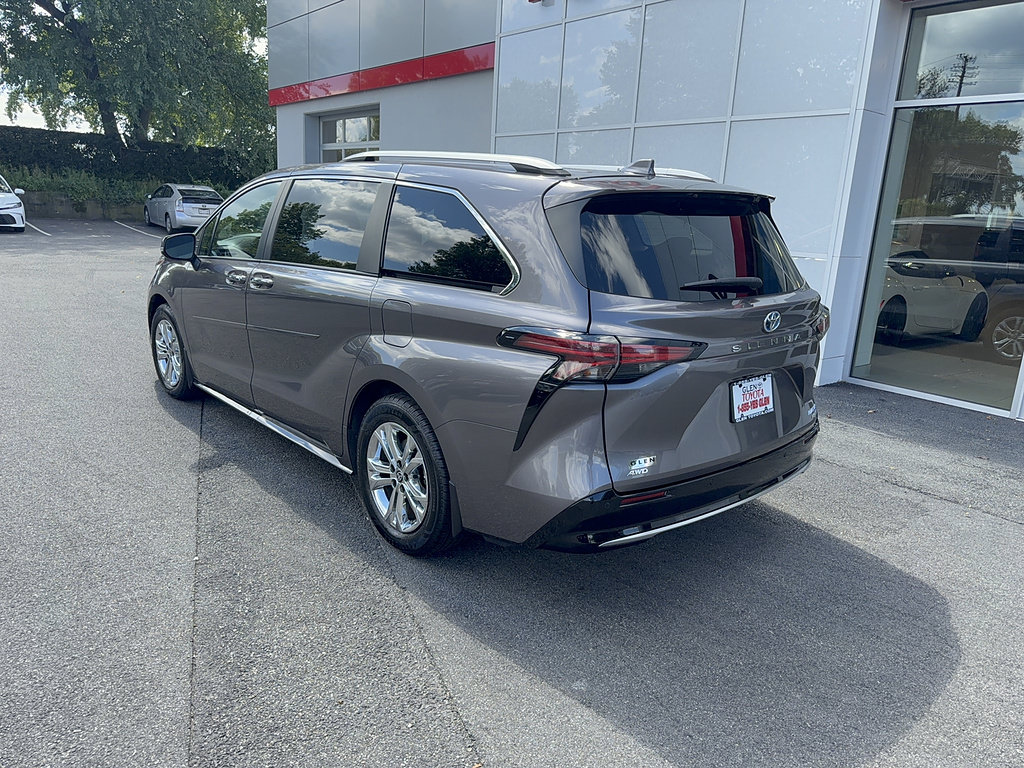 Certified 2023 Toyota Sienna Platinum AWD/4WD image 7