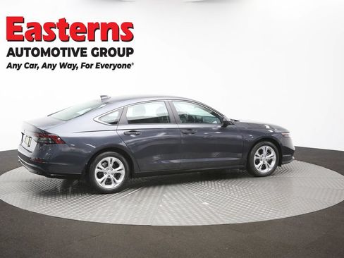 Used 2025 Honda Accord LX image 41