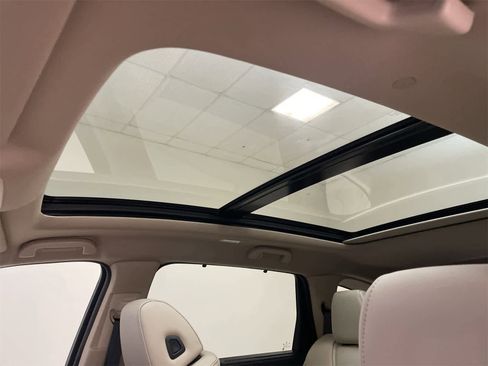 Used 2024 Acura MDX FWD w/ Technology Package image 3