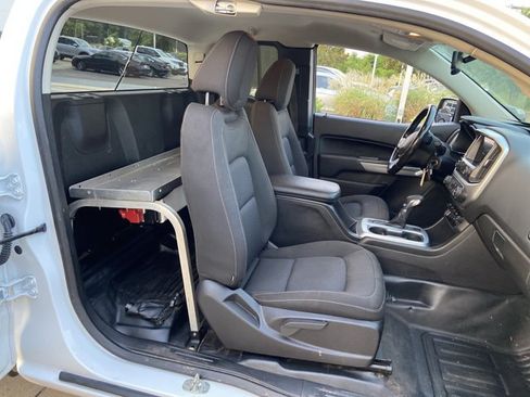 Used 2022 Chevrolet Colorado LT w/ Fleet Safety Package RWD image 14