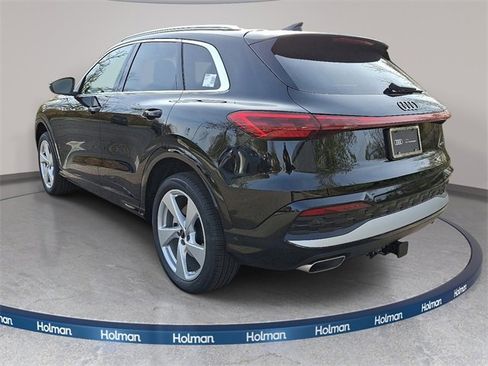 New 2025 Audi Q5 Premium Plus image 2