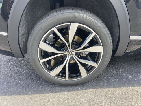 New 2026 Volkswagen Atlas SEL Premium R-Line AWD/4WD image 11