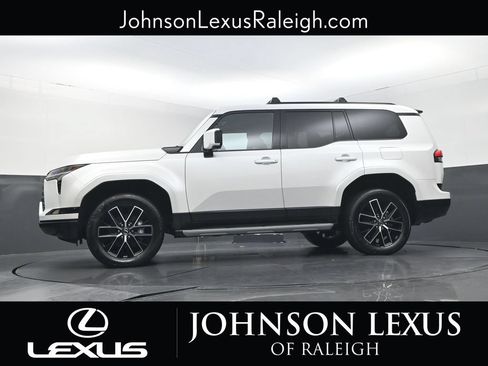 Used 2024 Lexus GX 550 w/ Accessory Package (Z1) AWD/4WD image 21