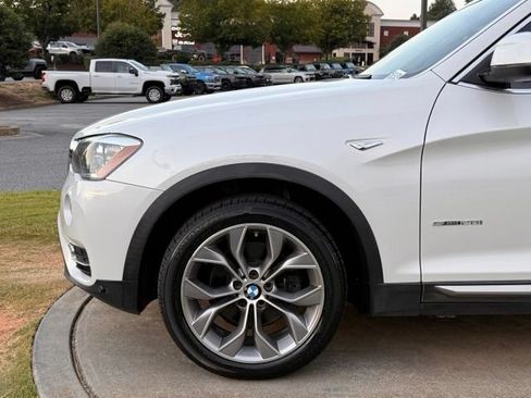 Used 2017 BMW X3 sDrive28i RWD image 12
