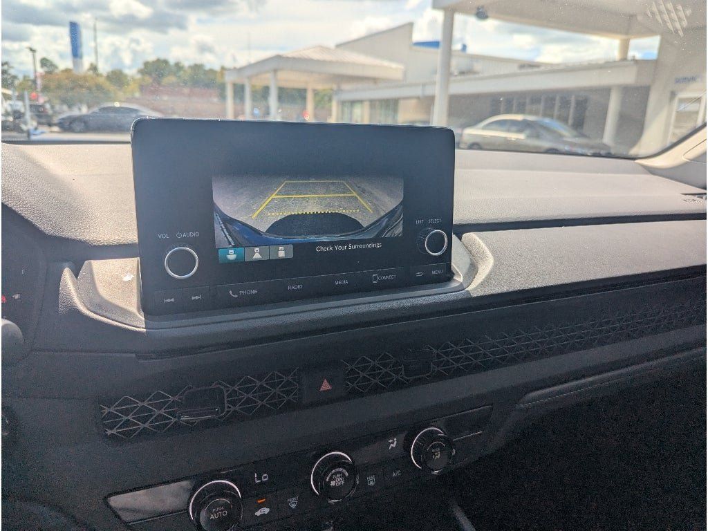 Used 2025 Honda Accord LX image 19