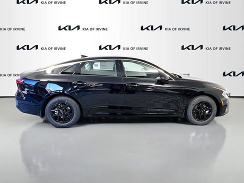New 2026 Kia K5 LXS FWD image 8