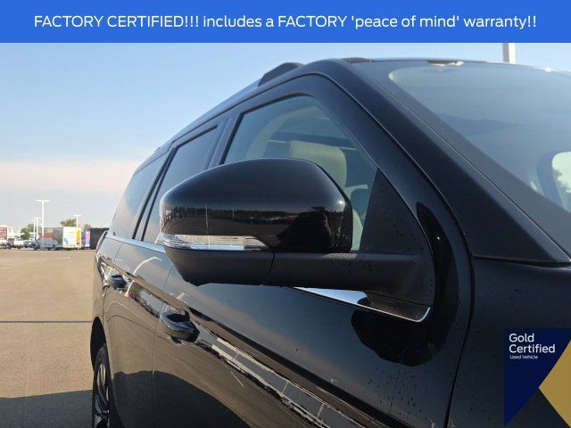 Used 2025 Ford Expedition Platinum w/ Driver's Package AWD/4WD image 7