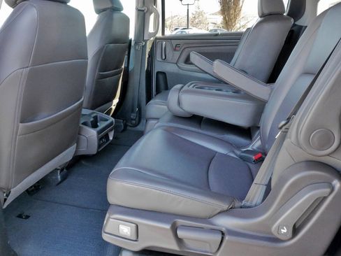 Used 2018 Honda Odyssey EX-L image 18