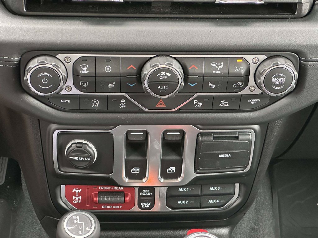 Used 2026 Jeep Wrangler Rubicon w/ Safety Group AWD/4WD image 18