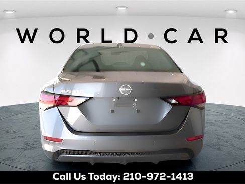 Used 2025 Nissan Sentra SV image 6
