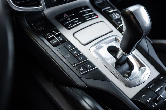 Used 2012 Porsche Cayenne Turbo AWD/4WD image 53