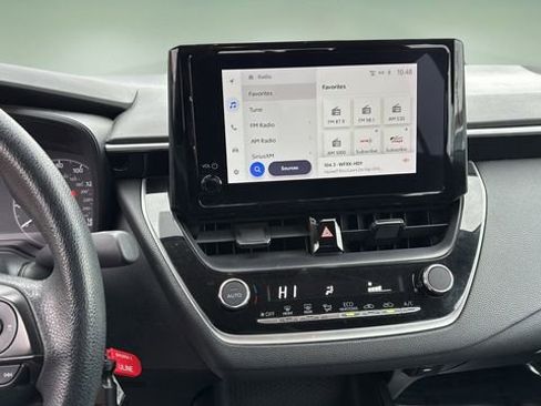 Used 2023 Toyota Corolla LE image 10