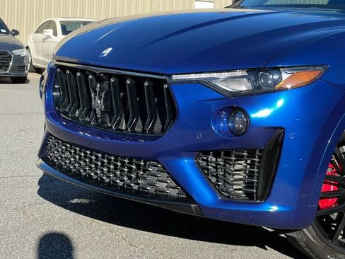 Used 2022 Maserati Levante GT image 10