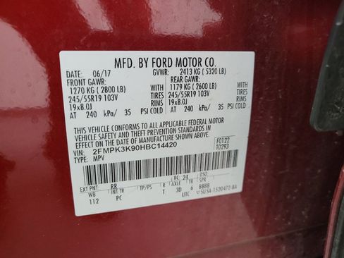 Used 2017 Ford Edge Titanium w/ Equipment Group 302A FWD image 33