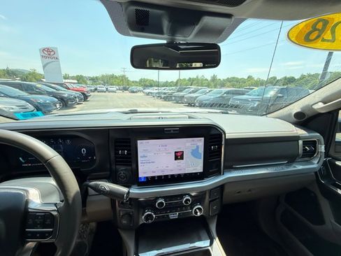 Used 2026 Ford F450 Platinum w/ Platinum Plus Package AWD/4WD image 2
