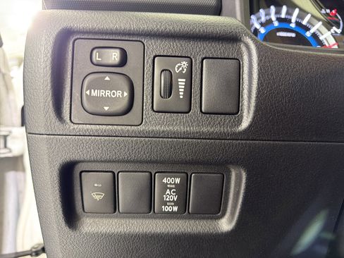 Used 2014 Toyota 4Runner SR5 RWD image 20