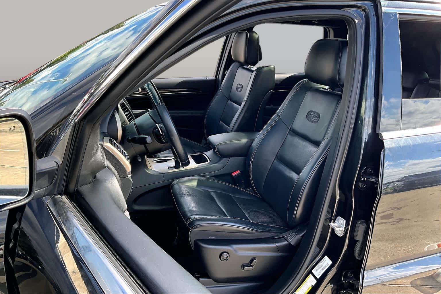 Used 2015 Jeep Grand Cherokee Overland RWD image 7
