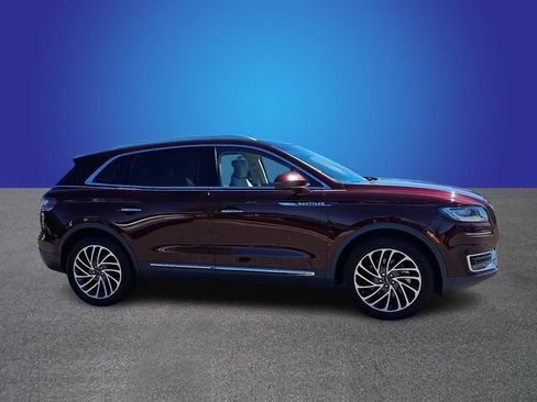Used 2019 Lincoln Nautilus Reserve FWD image 3