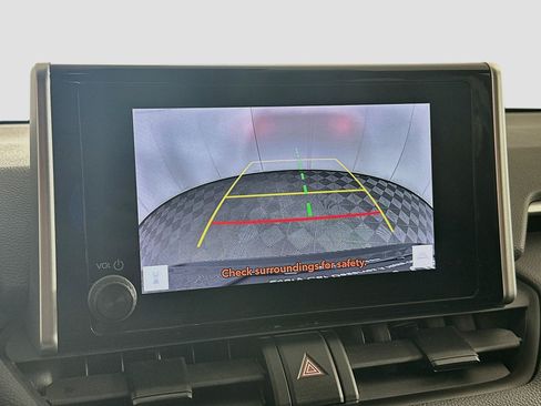 Used 2025 Toyota RAV4 LE FWD image 21