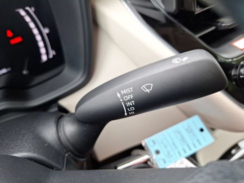 Used 2026 Toyota Corolla LE FWD image 23