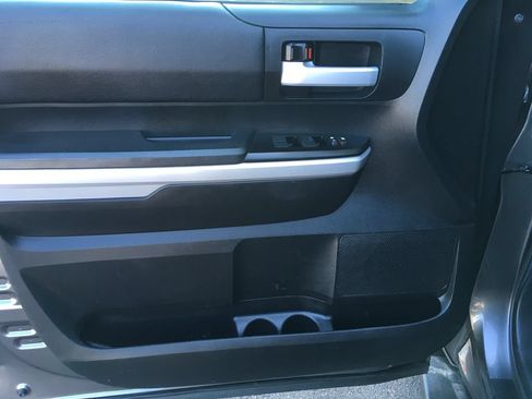 Used 2019 Toyota Tundra SR5 AWD/4WD image 19