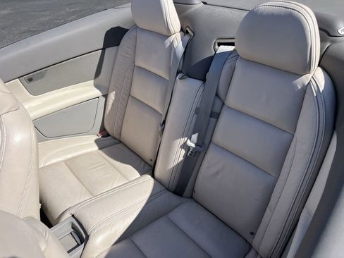 Used 2011 Volvo C70 T5 image 10