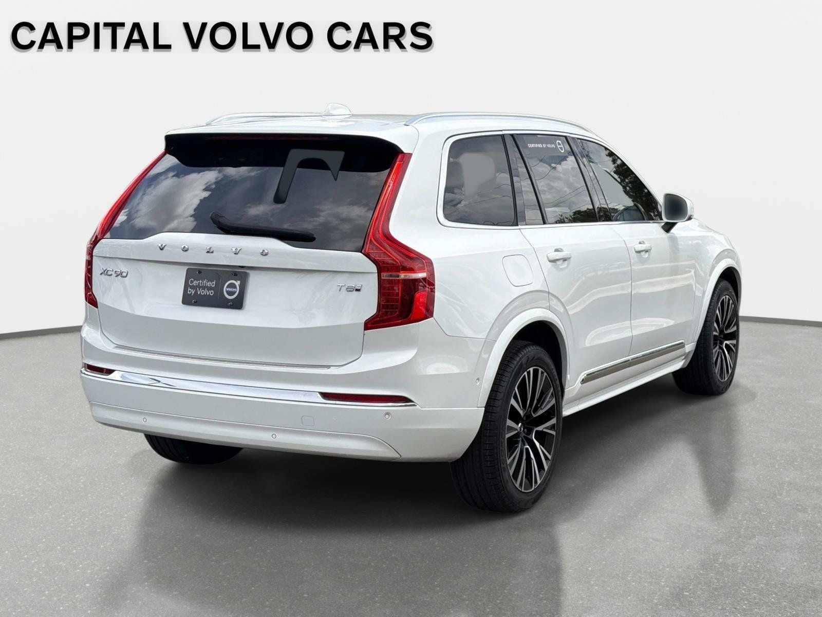 Used 2025 Volvo XC90 T8 Plus w/ Protection Package Premier AWD/4WD image 5