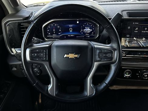 Used 2023 Chevrolet Silverado 1500 LT AWD/4WD image 14