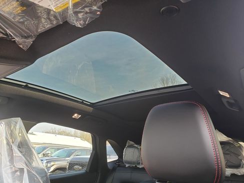 New 2026 Ford Escape ST-Line w/ Tech Pack #1 image 11