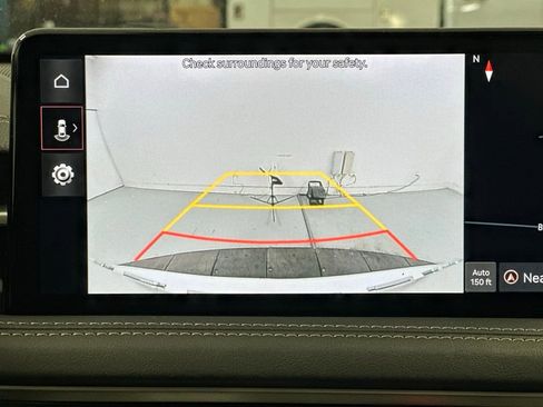 Used 2025 Genesis G70 2.5T RWD image 7