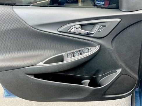 Used 2025 Chevrolet Malibu RS image 19