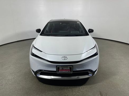 New 2026 Toyota Prius Plug-In Hybrid FWD image 8