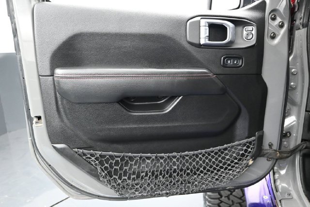Used 2023 Jeep Wrangler Rubicon w/ LED Lighting Group AWD/4WD image 18